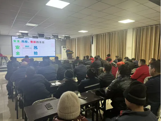 Strengthening Safety Awareness and Building a Solid Foundation for Development — Company Conducts Special Safety Production Training